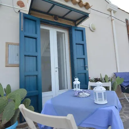 Holiday home Il Pesce Nero Portopalo Di Capo Passero